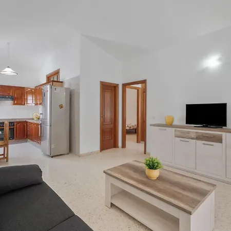 Charming In Abades, Spain - Perfect Family Retreat 4* Abades