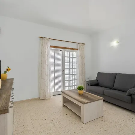 Charming In Abades, Spain - Perfect Family Retreat ゲストハウス 4*