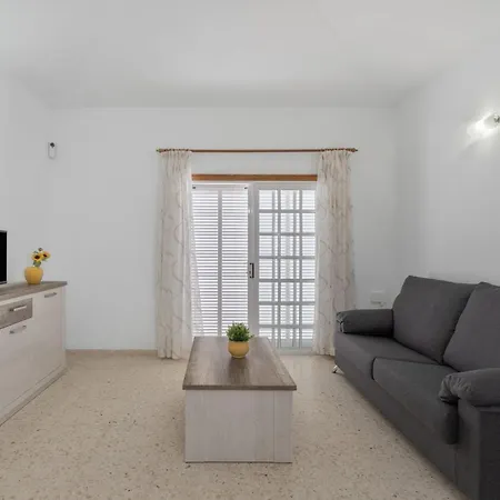 ゲストハウス Charming In Abades, Spain - Perfect Family Retreat 4*