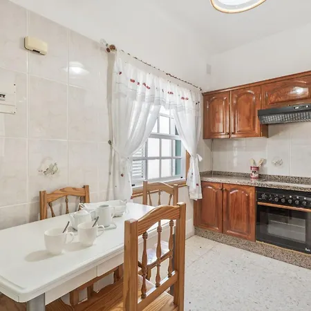 Charming In Abades, Spain - Perfect Family Retreat