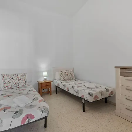 Charming In Abades, Spain - Perfect Family Retreat ゲストハウス 4*